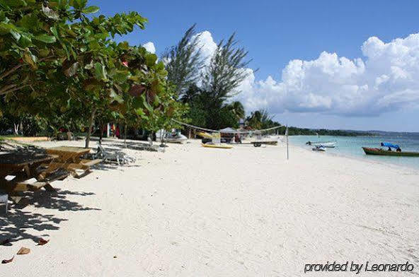 Our Past Time Hotel Negril Ngoại thất bức ảnh